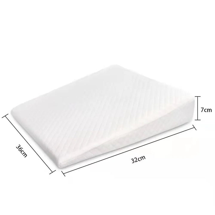 Coussin Bébé Anti-Reflux Ergonomique 15° en Coton et Polyester avec Base Antidérapante 1
