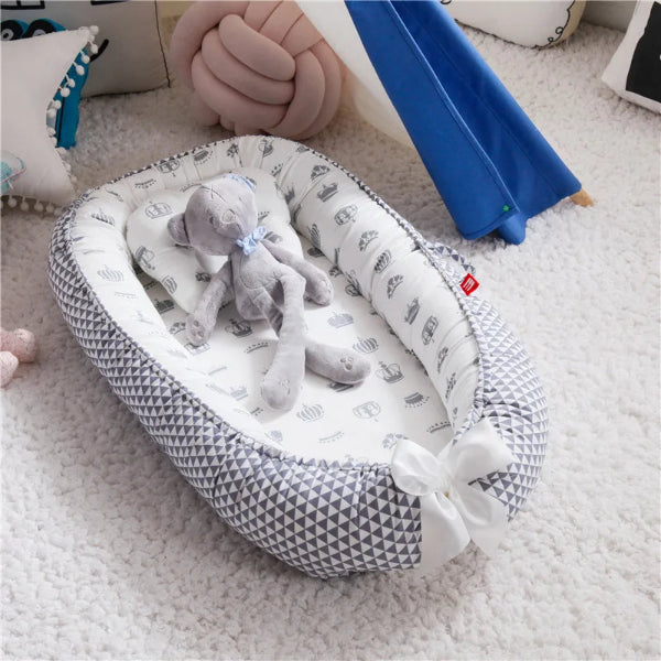 Coussin Réducteur Lit Bébé Bionique Ergonomique en Coton Doux - Confort et Sécurité 0
