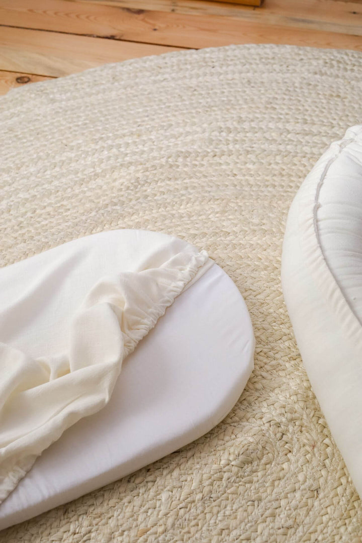 Housse de Matelas en Lin Doux pour Nid Bébé - Confort Respirant et Lavable 1