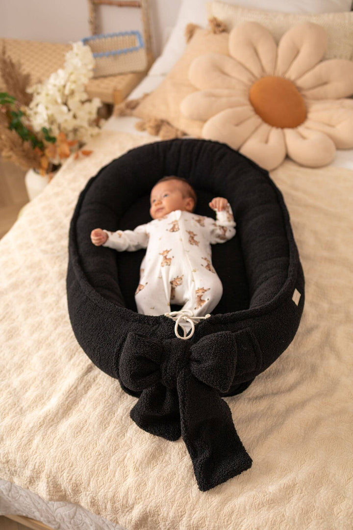 Nid Bébé Bouclé Fait Main - Confort Sûr et Style Élégant pour Nouveau-nés 11