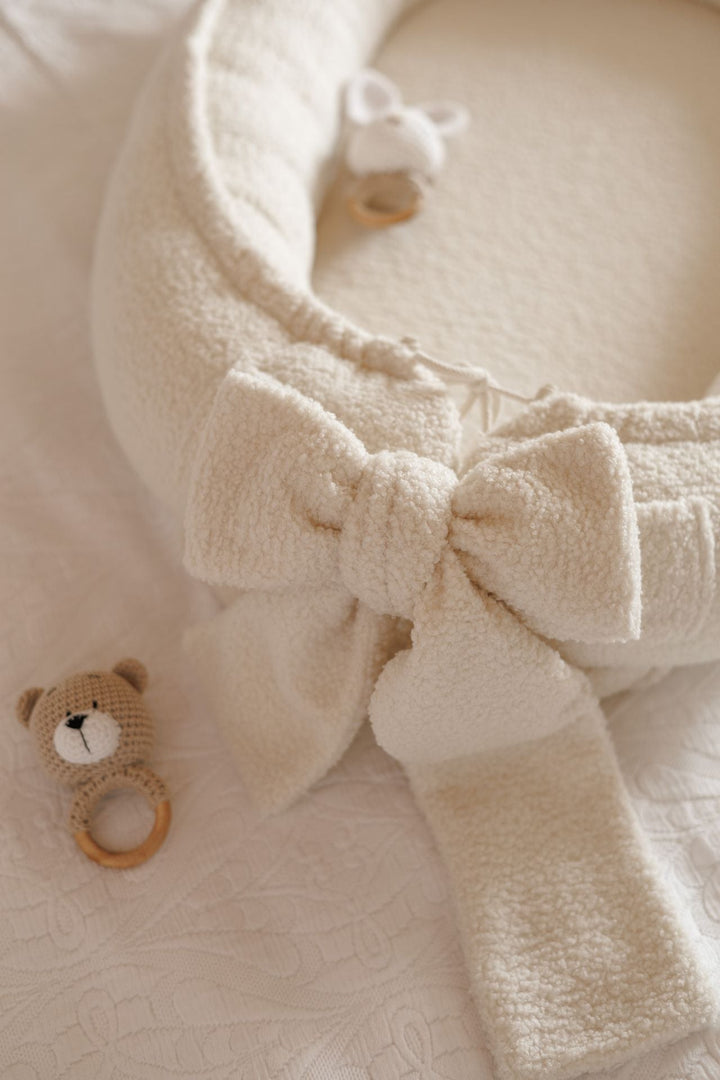 Nid Bébé Bouclé Fait Main - Confort Sûr et Style Élégant pour Nouveau-nés 5
