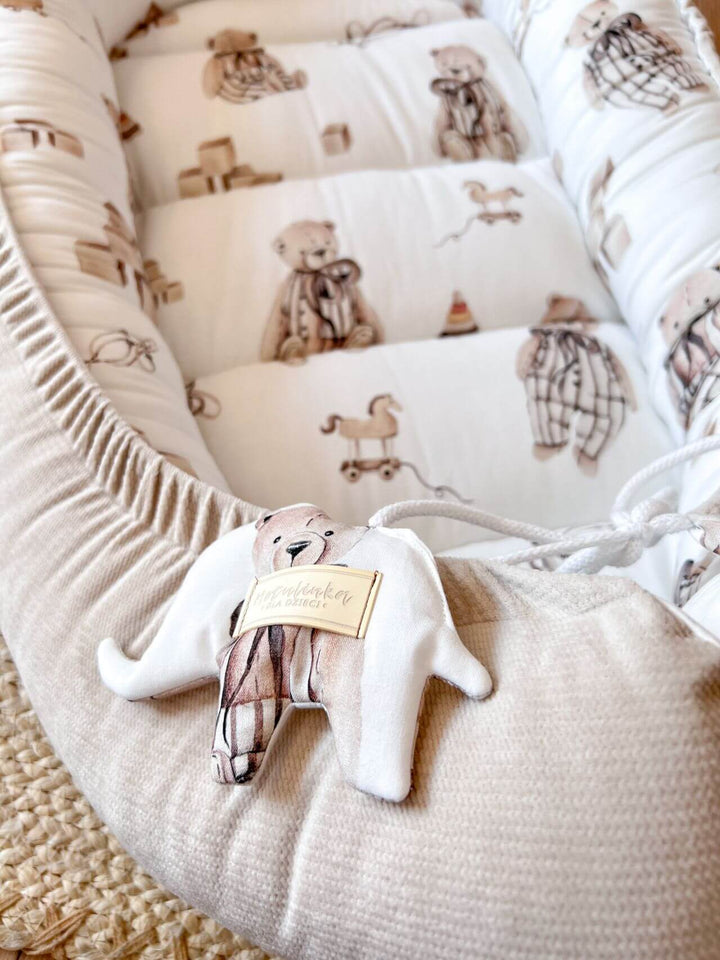 Nid Bébé Fait Main - Niche Rétro en Velours Doux 100% Coton, Confort Sécurisant 1