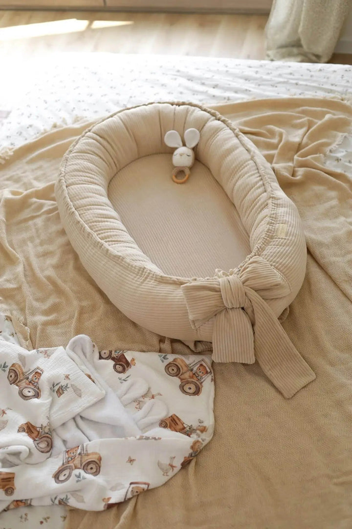 Nid Bébé Fait Main en Velours Côtelé - Confort et Sécurité Beige 90x58 cm 3