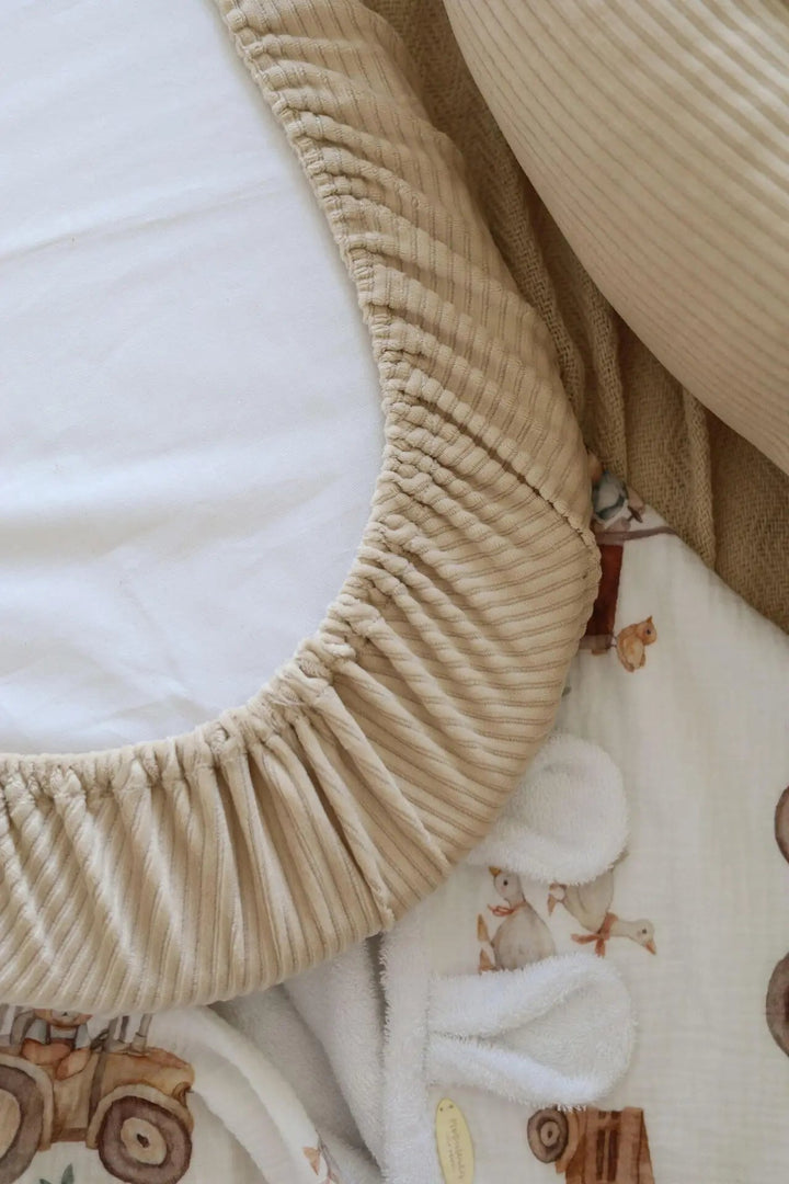 Nid Bébé Fait Main en Velours Côtelé - Confort et Sécurité Beige 90x58 cm 6