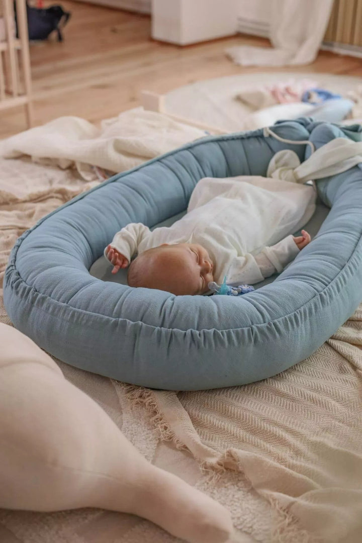 Nid Bébé en Lin Doux Fait Main - Émeraude, Confortable et Pratique pour Nouveau-né 1