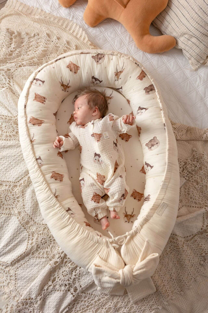 Nid Bébé en Muslin Doux 100% Coton - Design Amis de la Forêt, 90x60 cm 0
