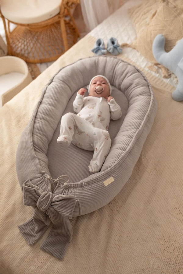 Nid Pour Bébé Fait Main En Velours Côtelé - Confort Sécurisé 90x58 cm 0