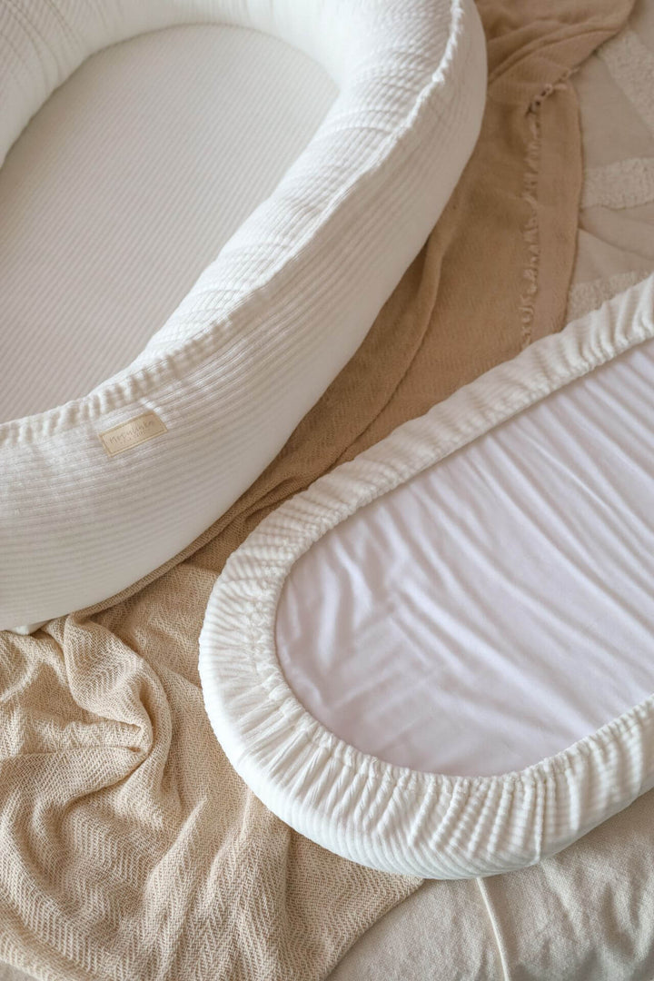 Nid de Bébé en Velours Côtelé Hypoallergénique - Confort et Sécurité Optimal 4