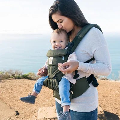 Porte-Bébé Ergonomique Léger Vert YUMI™ - Confort Optimal et Liberté de Mouvement 2
