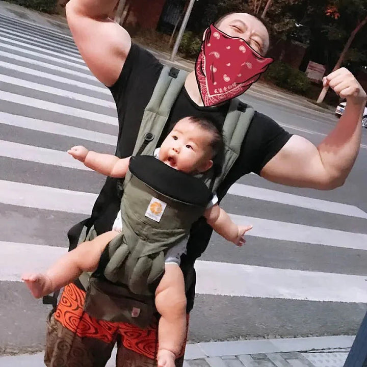 Porte-Bébé Ergonomique Léger Vert YUMI™ - Confort Optimal et Liberté de Mouvement 4